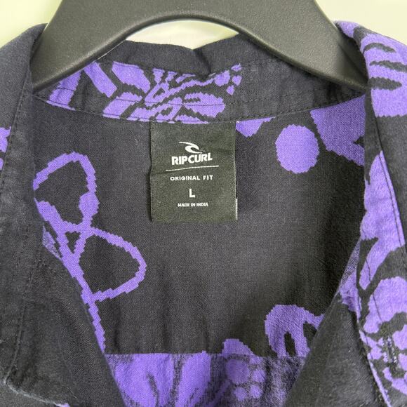 Rip Curl  Mens purple black floral Button Up Short Sleeve Hawaiian Beach size L - Picture 3 of 6